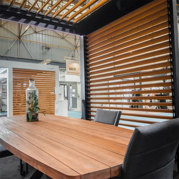 Pergola avec lames en aluminium effet bois sam kit
